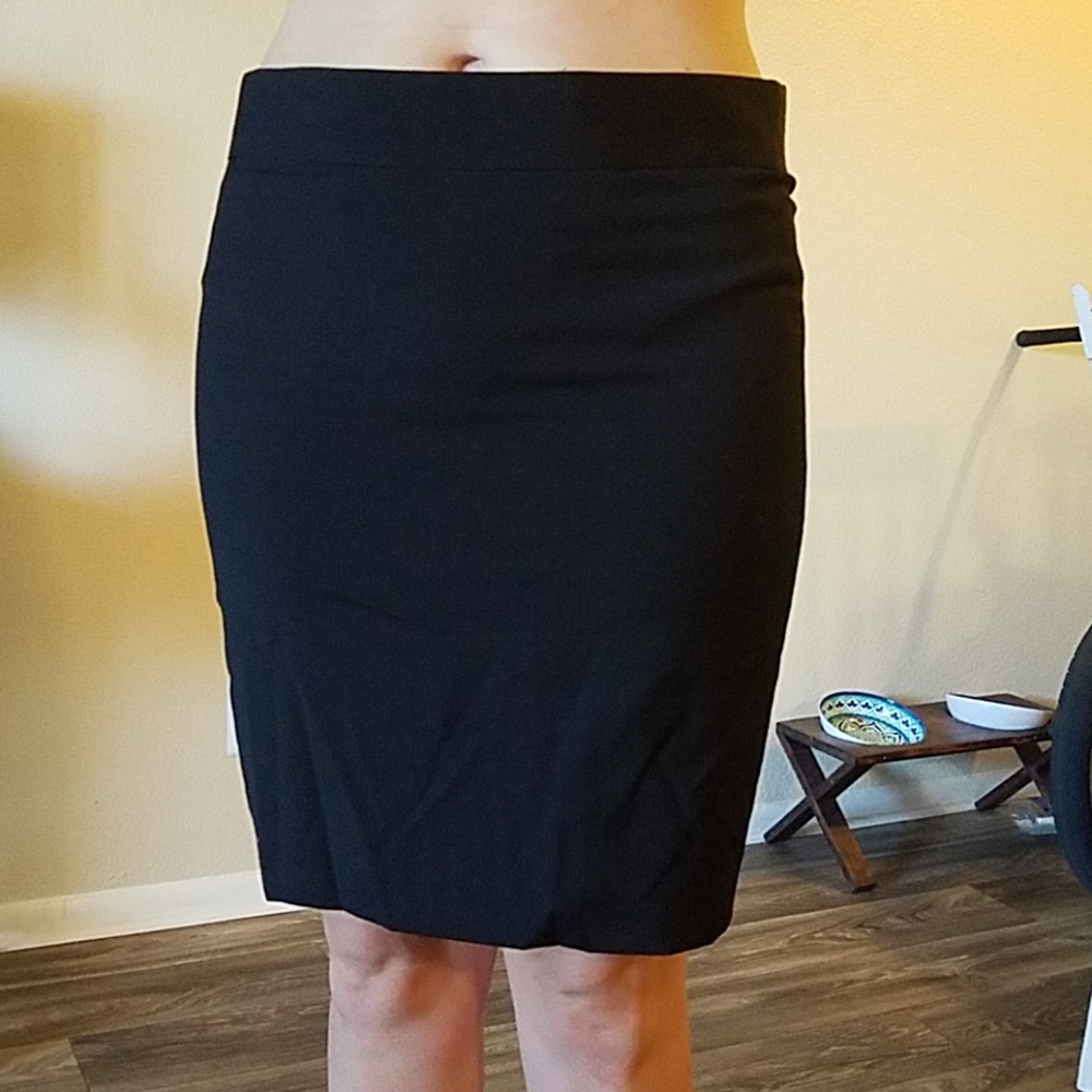 Pencil skirt - like new